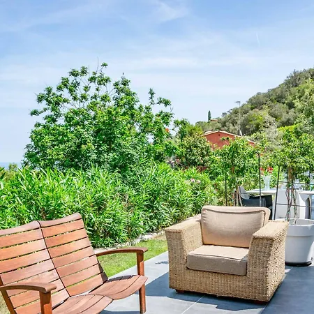 Villa Jupiter Blue